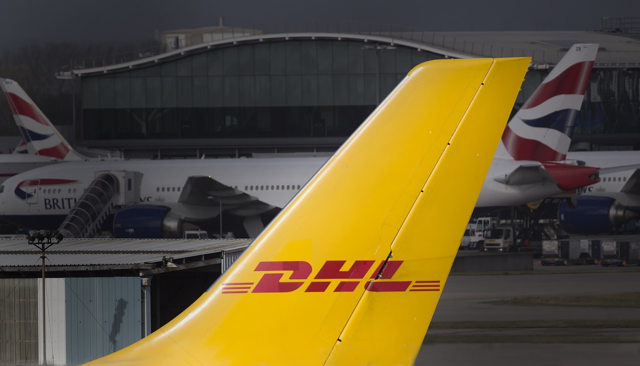 dhl, freight, cargo-2882823.jpg